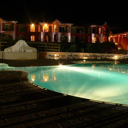 Apartment Luxurious Apartment In Idro With Pool