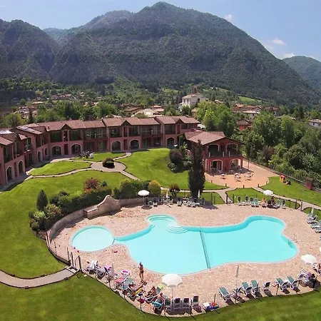 Luxurious Apartment In Idro With Pool * Crone